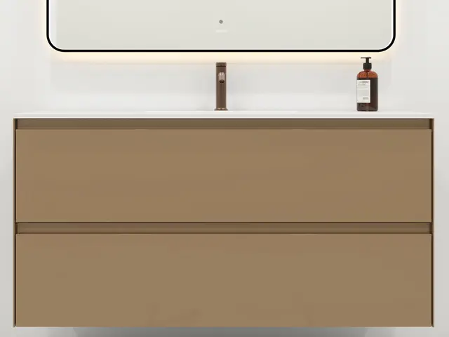 Como 120 Lusso - Myk Brun Høyglans 