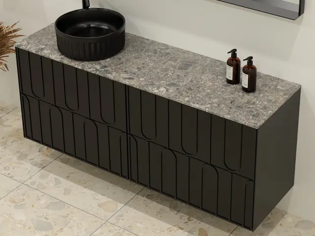 Como 150 Nova - Sort Matt 