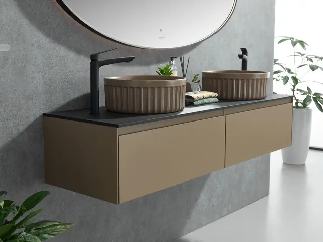 Como UNO 150 Lusso - Myk Brun Matt 