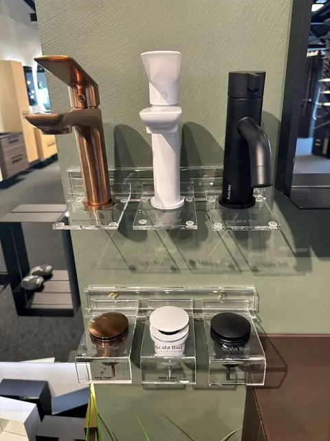 Veggfeste display Til fot for armatur og bunnventil 