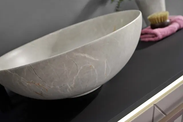 Lino - Beige Matt Marmor Bolleservant i porselen 