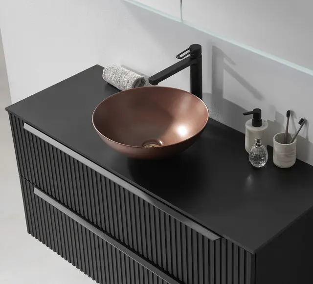 Matteo Bronse servant Bolleservant i porselen 