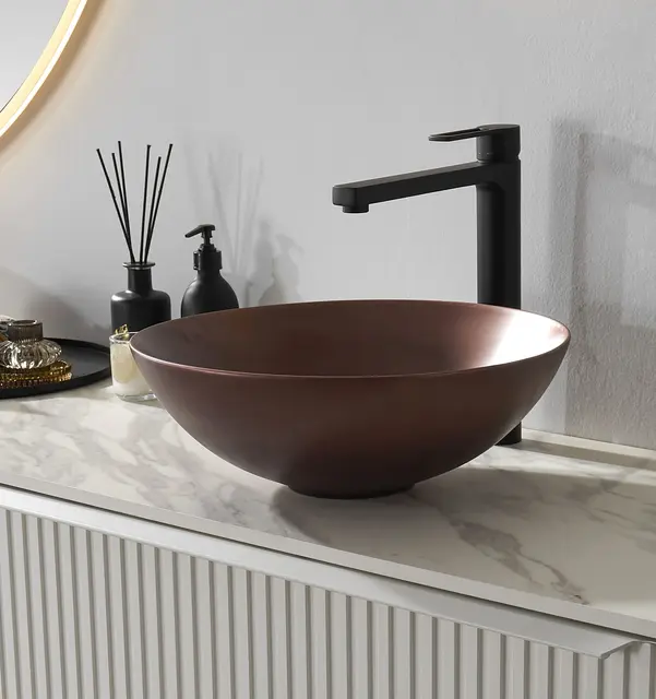 Matteo Bronse servant Bolleservant i porselen 