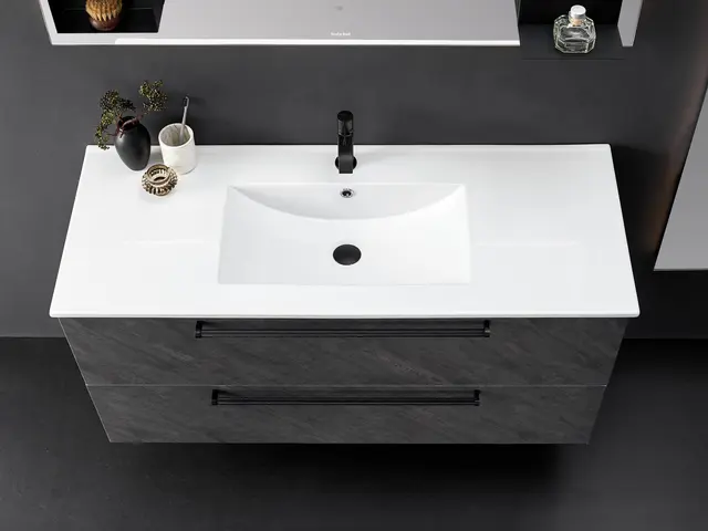 Lisa 120 Enkel Heldekkende tynn porselen servant 