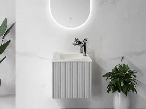 Sorrento Slim - Matt hvit Sm&#229;m&#248;bel med hvit glasservant