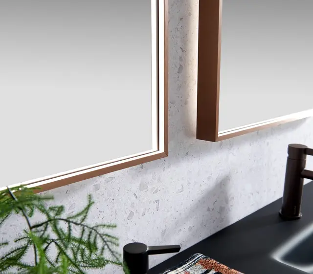 Cortina - Kobber Børstet Høyt speil med ramme og backlight 