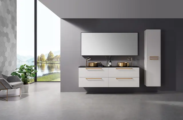 Portofino Designspeil m/hylle i Sort eller Gull 