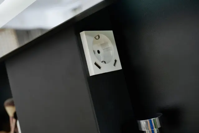 Trani Speil med elektrisk lift 