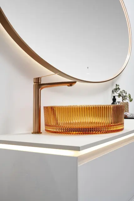 Tropea - Kobber Børstet Ovalt speil med ramme og backlight 