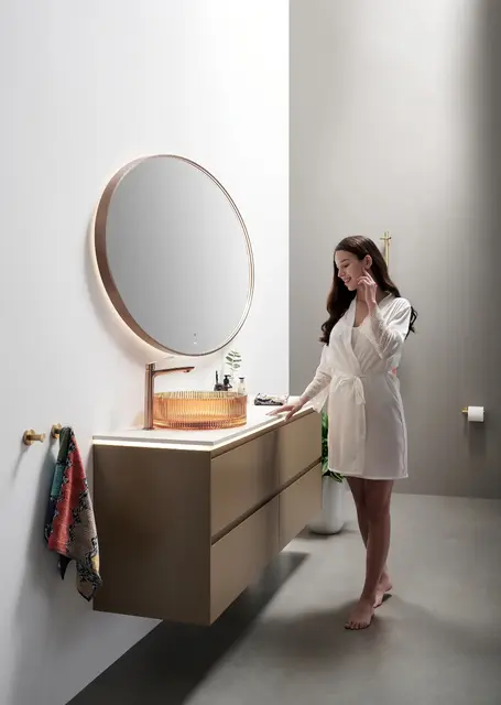 Tropea - Kobber Børstet Ovalt speil med ramme og backlight 