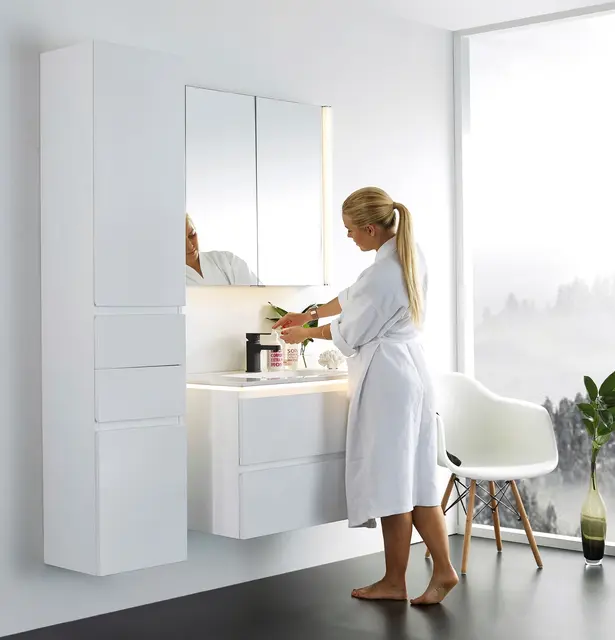 Fano Speilskap med led-lys og underlys 
