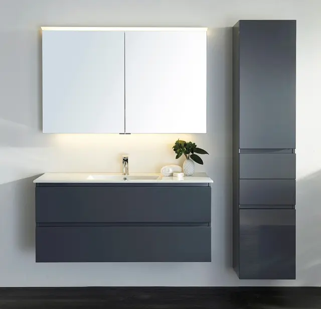 Veneto 120 Speilskap med akryltopp og led-lys 