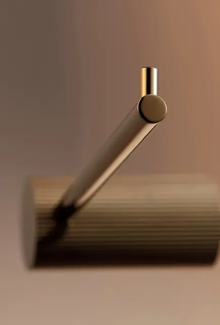 Donato Toalettpapirholder i 8 ulike overflater 