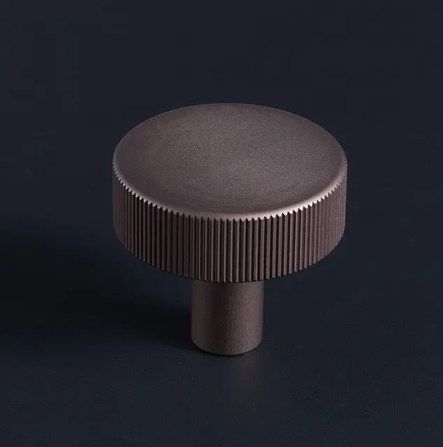 Elmo Knott - Bronse Matt Med riller 