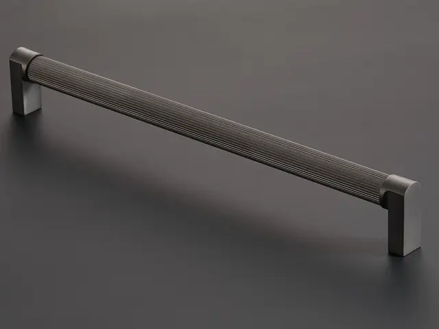 Fabio Håndtak 600 - Gunmetal Med riller 