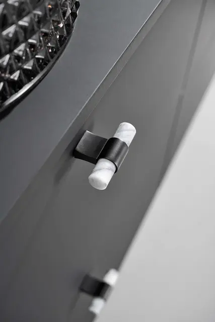 Italo T-Bar Knotter i ulike design 