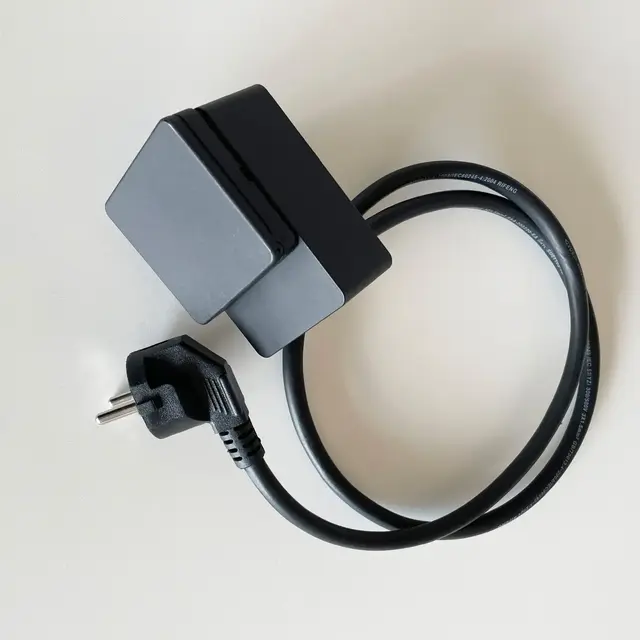 Stikkontakt Sort - for Skuff/ Høyskap Med 1 meter ledning 